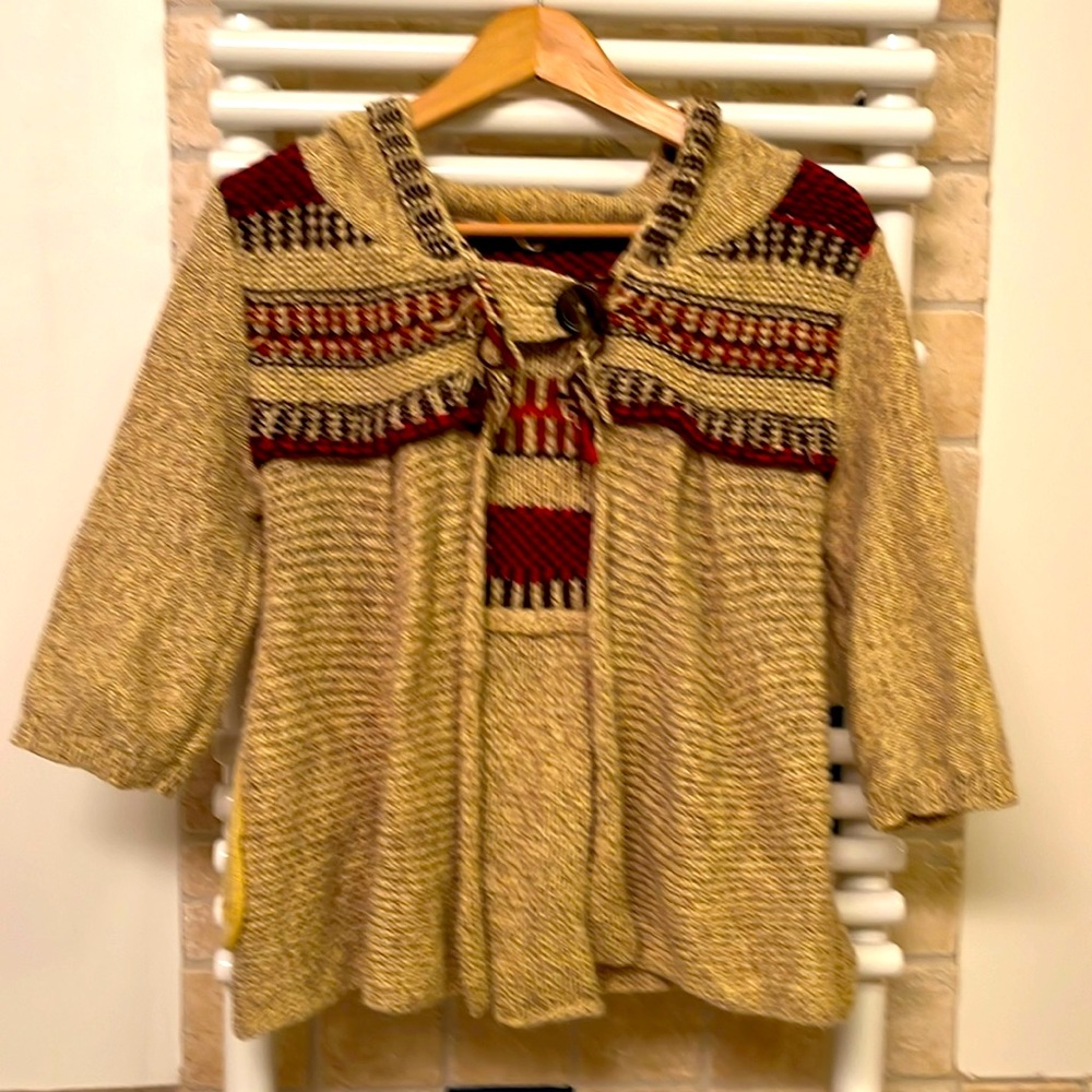 Free People wool crop hooded sweater BOHO style (tan, red/orange) size M